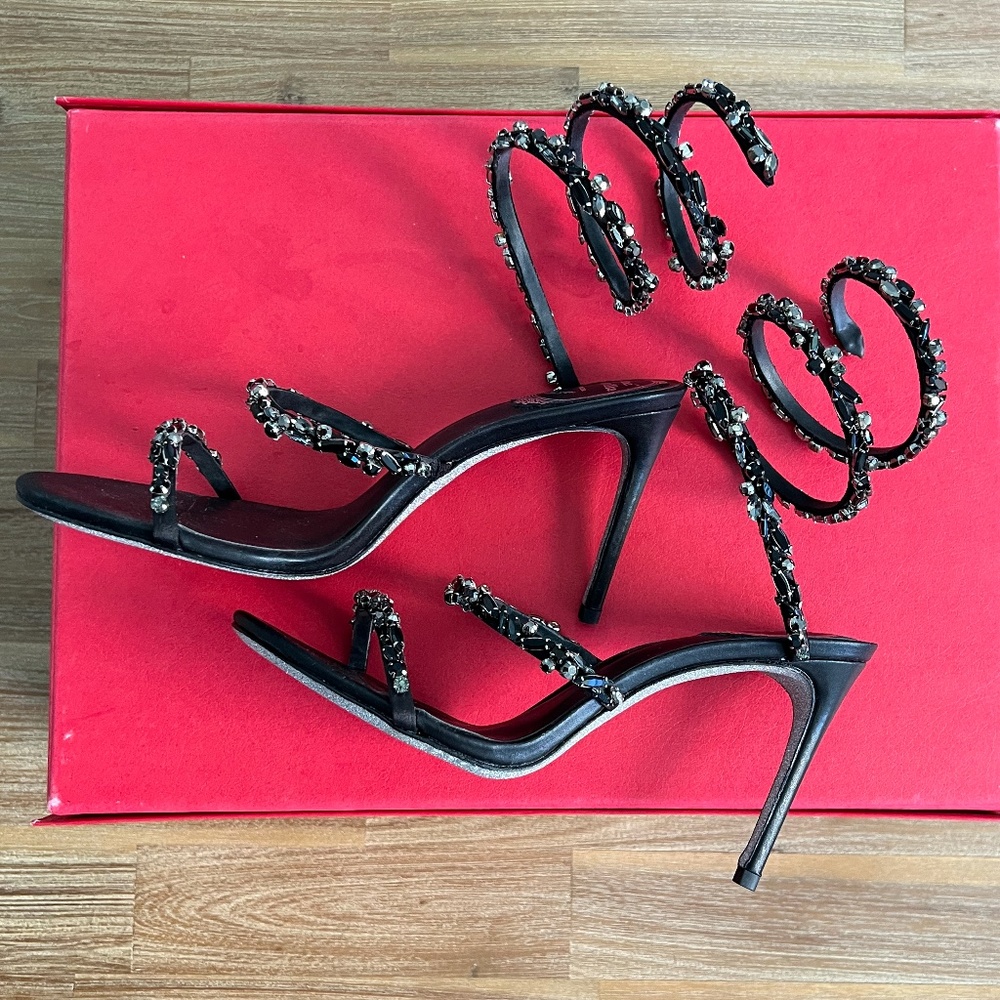 Rene Caovlla heels